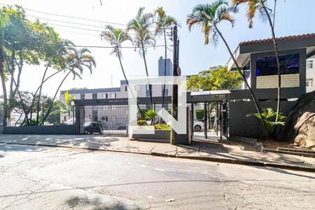 Apartamento à venda com 55m², 2 quartos e 1 vaga Apartamento à venda com 55m², 2 quartos e 1 vagaFachada