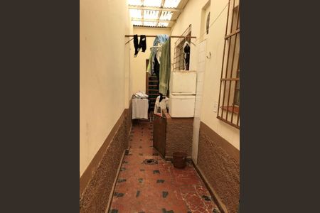 Casa à venda com 169m², 3 quartos e 2 vagas