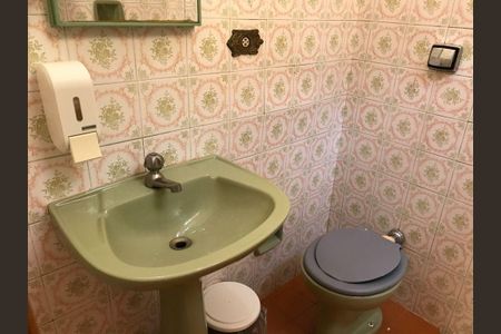 Casa à venda com 169m², 3 quartos e 2 vagas