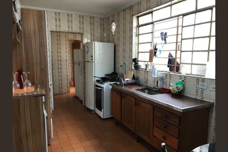 Casa à venda com 169m², 3 quartos e 2 vagas