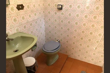 Casa à venda com 169m², 3 quartos e 2 vagas