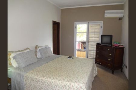 Casa à venda com 271m², 3 quartos e 2 vagas