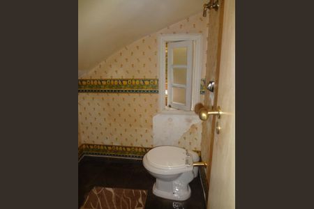 Casa à venda com 271m², 3 quartos e 2 vagas