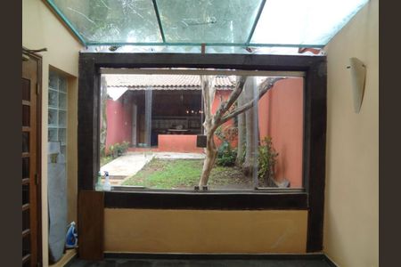 Casa à venda com 271m², 3 quartos e 2 vagas