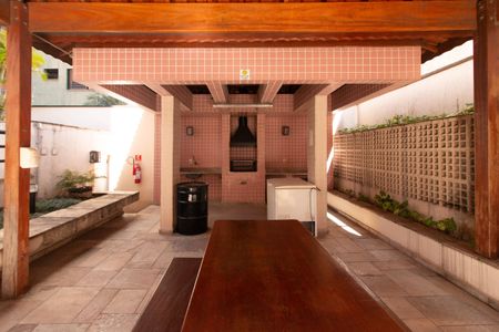 Apartamento à venda com 90m², 2 quartos e 2 vagasÁrea comum - Churrasqueira