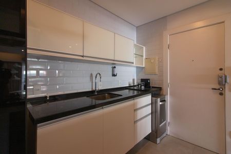 Apartamento à venda com 90m², 2 quartos e 2 vagasCozinha