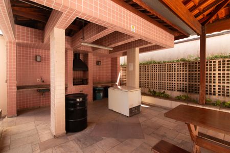 Apartamento à venda com 90m², 2 quartos e 2 vagasÁrea comum - Churrasqueira