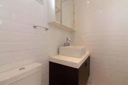 Apartamento à venda com 90m², 2 quartos e 2 vagasBanheiro da Suíte