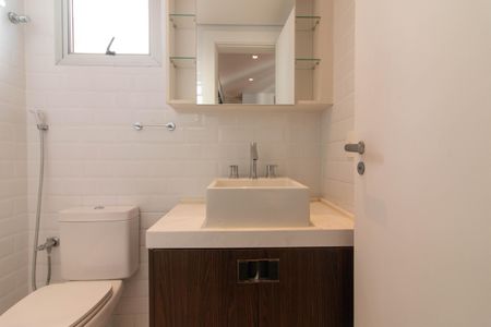 Apartamento à venda com 90m², 2 quartos e 2 vagasBanheiro da Suíte