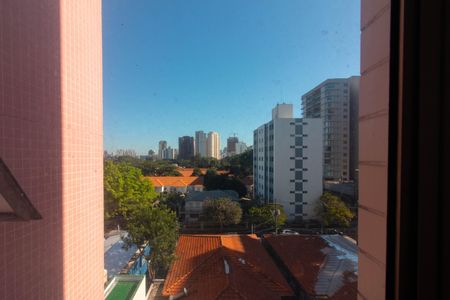 Apartamento à venda com 90m², 2 quartos e 2 vagasVista da área de serviço