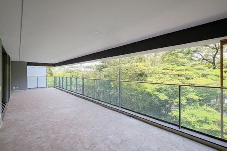 Apartamento à venda com 274m², 4 quartos e 4 vagas