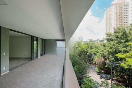 Apartamento à venda com 274m², 4 quartos e 4 vagas