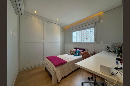 Apartamento à venda com 136m², 3 quartos e 2 vagas