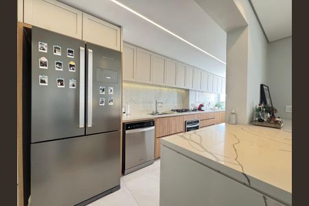 Apartamento à venda com 136m², 3 quartos e 2 vagas