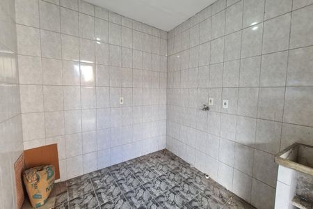 Casa de condomínio à venda com 30m², 2 quartos e 1 vagaÁrea de Serviço