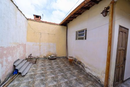 Casa à venda com 175m², 3 quartos e 2 vagas Casa à venda com 175m², 3 quartos e 2 vagasQuintal