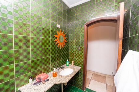 Casa à venda com 175m², 3 quartos e 2 vagas Casa à venda com 175m², 3 quartos e 2 vagasBanheiro