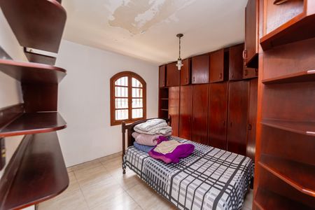 Casa à venda com 175m², 3 quartos e 2 vagas Casa à venda com 175m², 3 quartos e 2 vagasQuarto 3