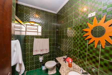 Casa à venda com 175m², 3 quartos e 2 vagas Casa à venda com 175m², 3 quartos e 2 vagasBanheiro