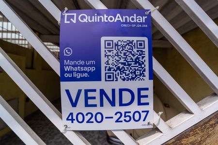 Casa à venda com 175m², 3 quartos e 2 vagas Casa à venda com 175m², 3 quartos e 2 vagasPlaca