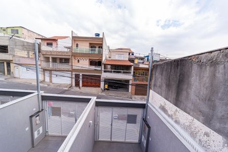 Casa à venda com 109m², 3 quartos e 2 vagas Casa à venda com 109m², 3 quartos e 2 vagasVaranda da Suíte 1