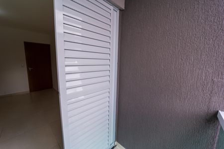 Casa à venda com 109m², 3 quartos e 2 vagas Casa à venda com 109m², 3 quartos e 2 vagasVaranda da Suíte 1