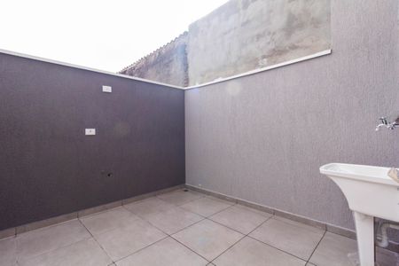 Casa à venda com 109m², 3 quartos e 2 vagas Casa à venda com 109m², 3 quartos e 2 vagasQuintal e Área de Serviço