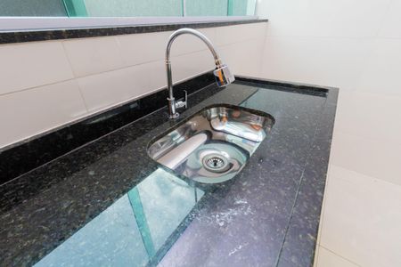 Casa à venda com 109m², 3 quartos e 2 vagas Casa à venda com 109m², 3 quartos e 2 vagasCozinha