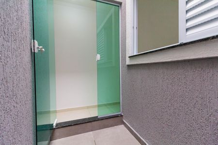 Casa à venda com 109m², 3 quartos e 2 vagas Casa à venda com 109m², 3 quartos e 2 vagasJardim de Inverno