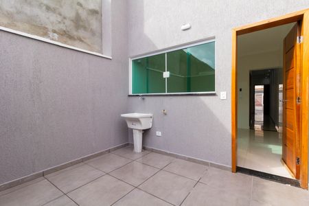 Casa à venda com 109m², 3 quartos e 2 vagas Casa à venda com 109m², 3 quartos e 2 vagasQuintal e Área de Serviço