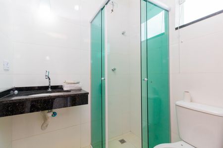 Casa à venda com 109m², 3 quartos e 2 vagas Casa à venda com 109m², 3 quartos e 2 vagasBanheiro da Suíte