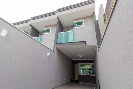 Casa à venda com 109m², 3 quartos e 2 vagas Casa à venda com 109m², 3 quartos e 2 vagasGaragem