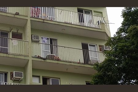 Apartamento à venda com 62m², 2 quartos e 1 vagaFachada + Placa