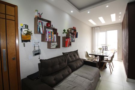 Apartamento à venda com 62m², 2 quartos e 1 vagaSala