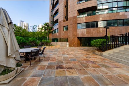 Apartamento à venda com 185m², 4 quartos e 4 vagasÁrea comum