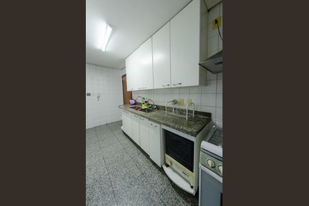 Apartamento à venda com 185m², 4 quartos e 4 vagasCozinha
