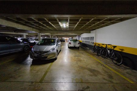 Apartamento à venda com 185m², 4 quartos e 4 vagasGaragem