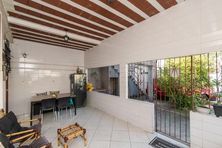 Casa à venda com 100m², 2 quartos e 1 vagaVaranda 