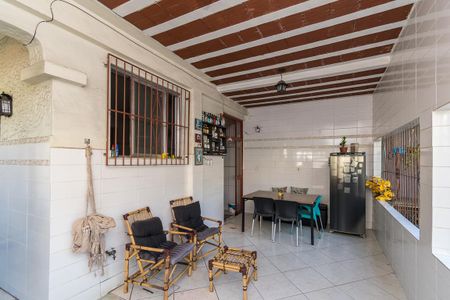 Casa à venda com 100m², 2 quartos e 1 vagaVaranda 