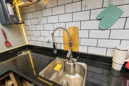 Casa à venda com 100m², 2 quartos e 1 vagaCozinha - Torneira