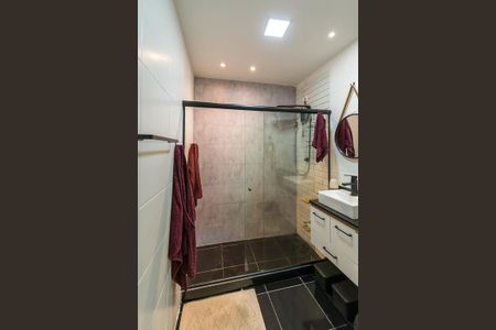 Casa à venda com 100m², 2 quartos e 1 vagaBanheiro