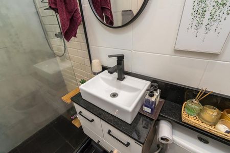 Casa à venda com 100m², 2 quartos e 1 vagaBanheiro