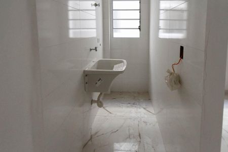 Apartamento para alugar com 35m², 2 quartos e sem vaga Apartamento para alugar com 35m², 2 quartos e sem vagaÁrea de Serviço