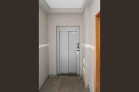 Apartamento para alugar com 35m², 2 quartos e sem vaga Apartamento para alugar com 35m², 2 quartos e sem vagaelevador