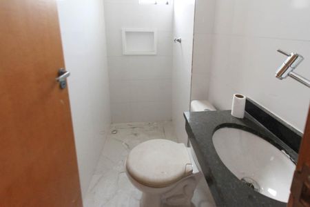 Apartamento para alugar com 35m², 2 quartos e sem vaga Apartamento para alugar com 35m², 2 quartos e sem vagaBanheiro