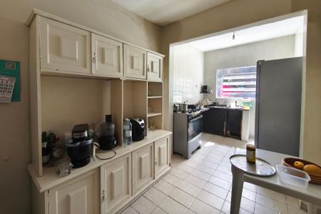 Casa para alugar com 300m², 3 quartos e sem vagaCozinha