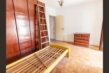 Casa à venda com 125m², 3 quartos e 2 vagasSuíte