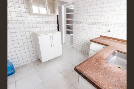 Casa à venda com 125m², 3 quartos e 2 vagasCozinha