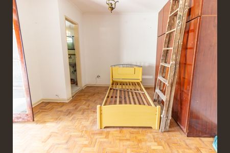 Casa à venda com 125m², 3 quartos e 2 vagasSuíte