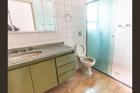 Casa à venda com 125m², 3 quartos e 2 vagasBanheiro